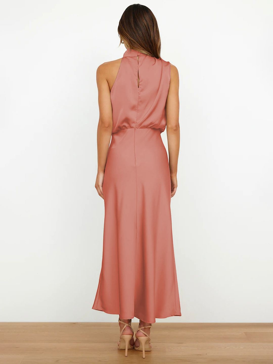 Mariana - Vestido con escote americano