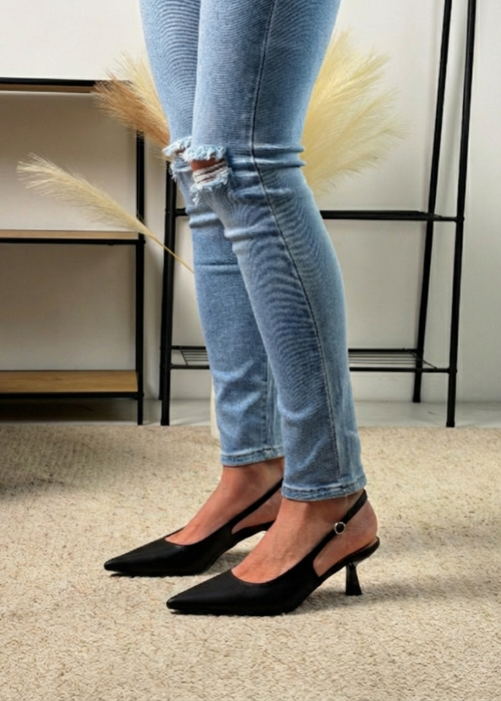 Martina - Tacones Date Night