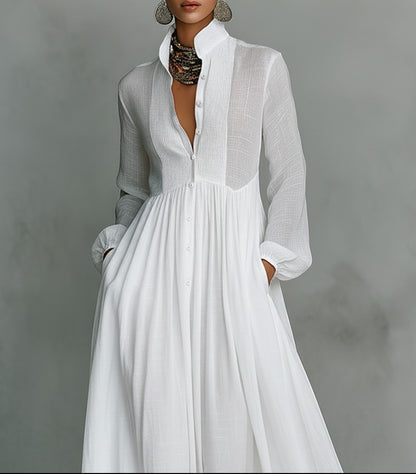 Ona - Vestido largo minimalista con patchwork, cuello alto y mangas largas.