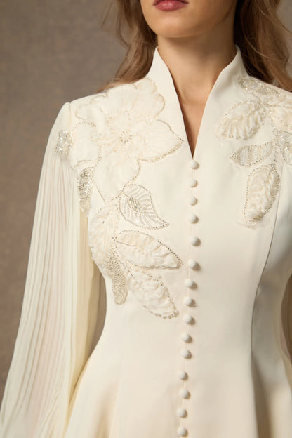 Dressed To Dazzle | Conjunto De Falda Con Bordado Floral Y Mangas Plisadas