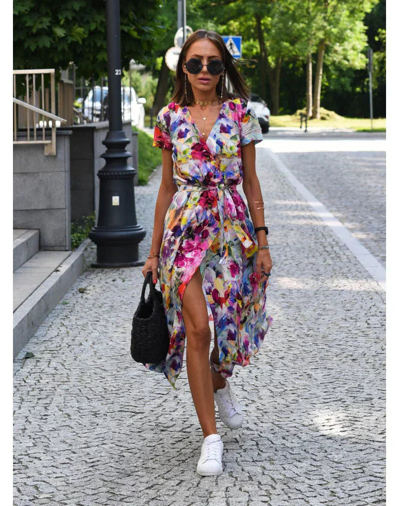Julia | Vestido Elegante con Escote en V y Corte Moldeador