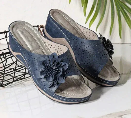 Sandalias ortopédicas en cuero suave con soporte del arco plantar