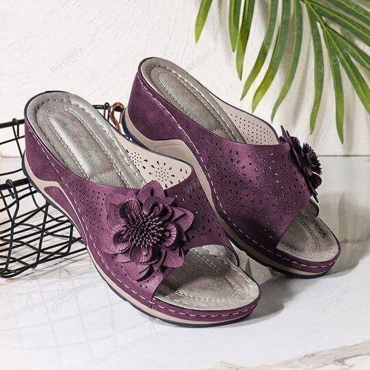 Sandalias ortopédicas en cuero suave con soporte del arco plantar