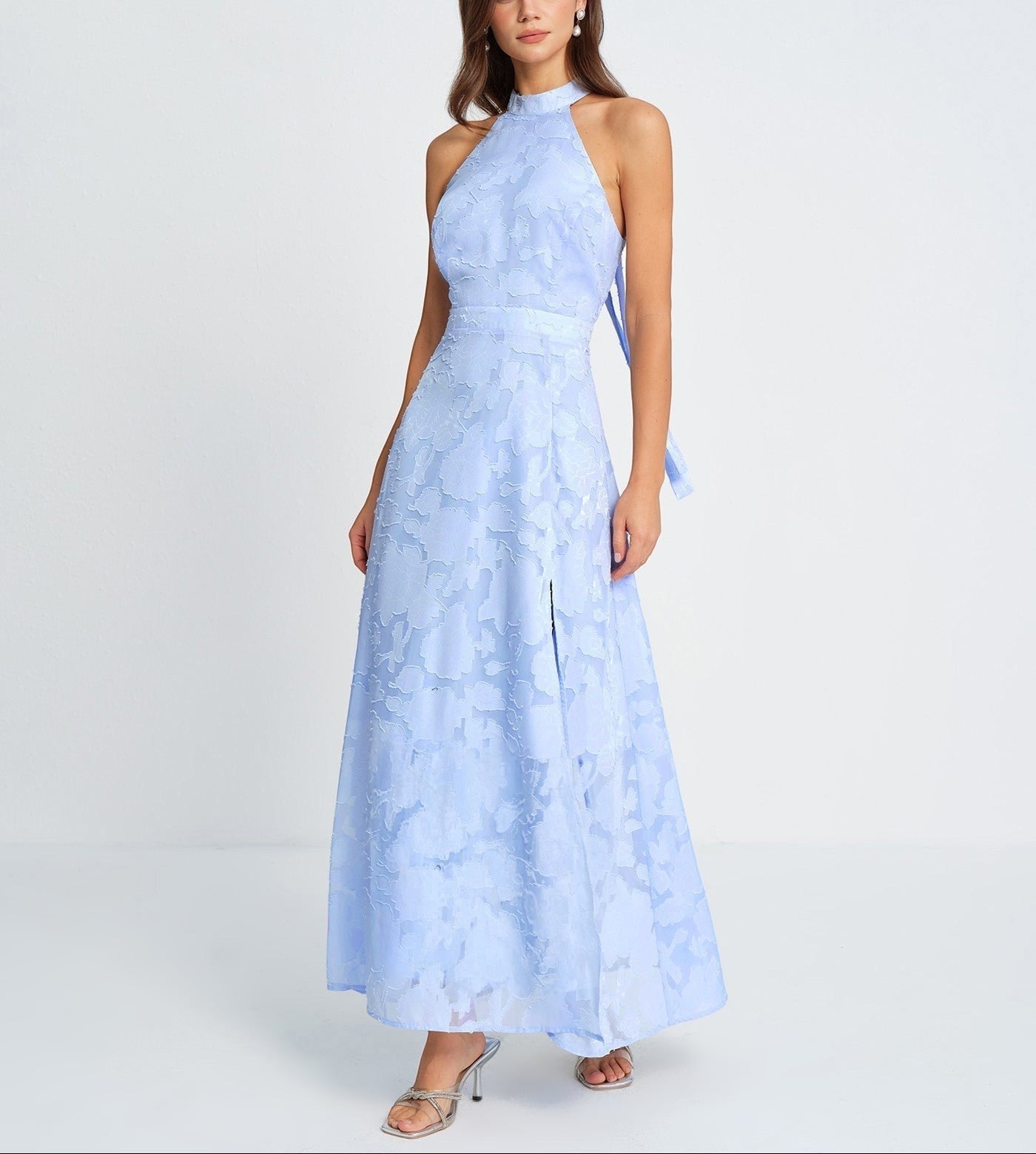 Irune - Vestido largo azul elegante con cuello alto