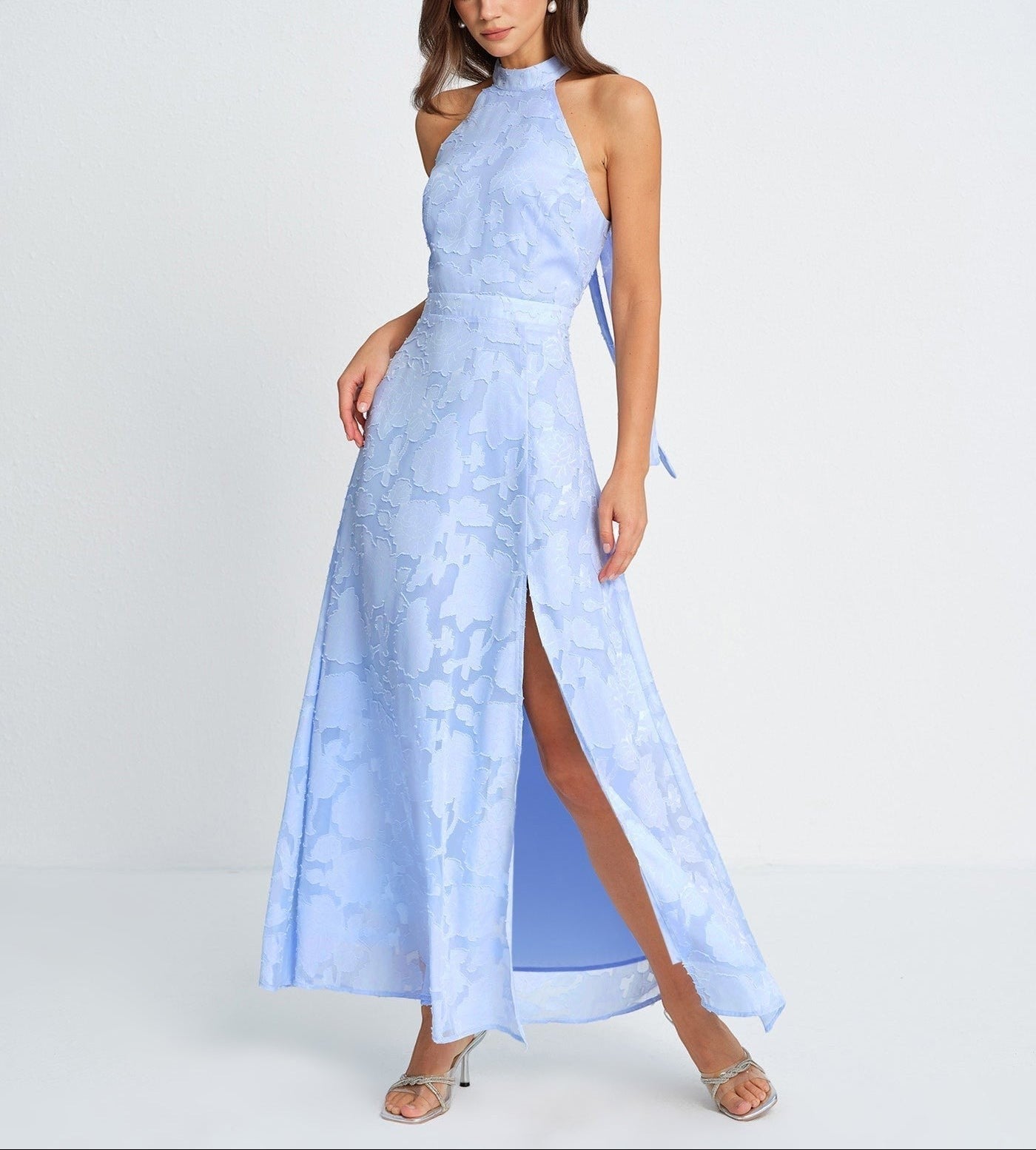 Irune - Vestido largo azul elegante con cuello alto